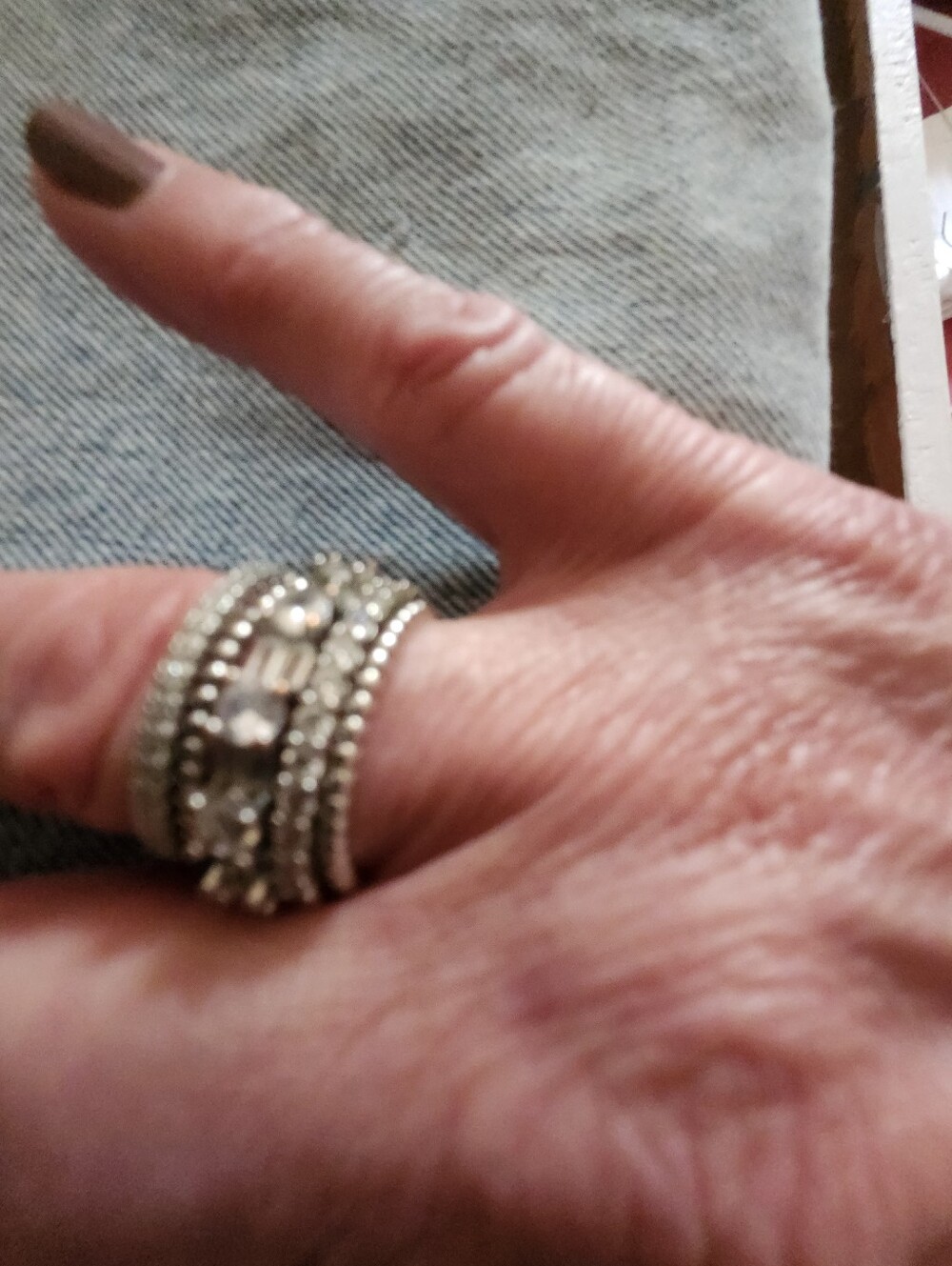 White Saphire Ring - Picture 3 of 7
